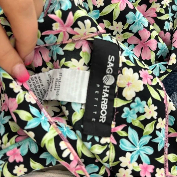 Sag Harbor Black Floral Mini Skirt - Picture 6 of 10